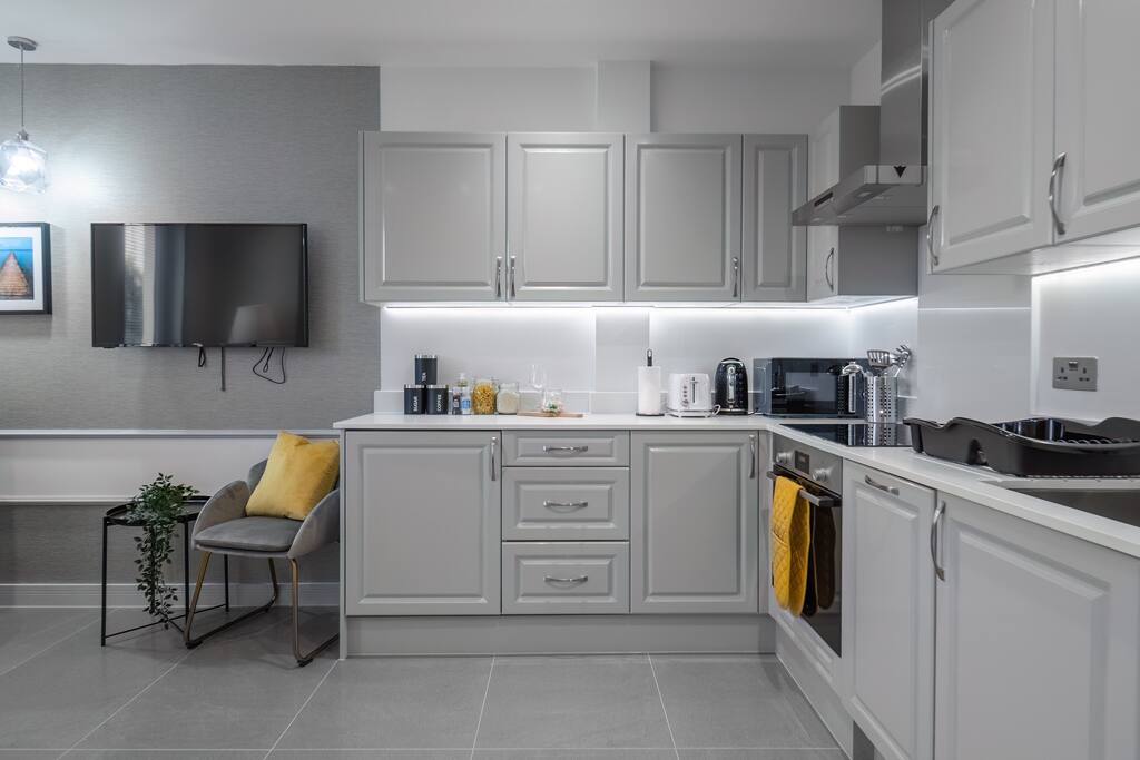 LivestayModern Apartment in Didcot*2 Livestay